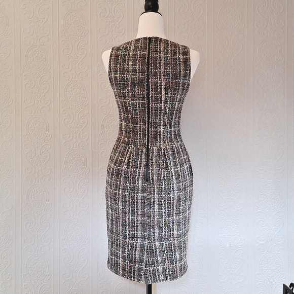 Tweed dress - Picture 2 of 9